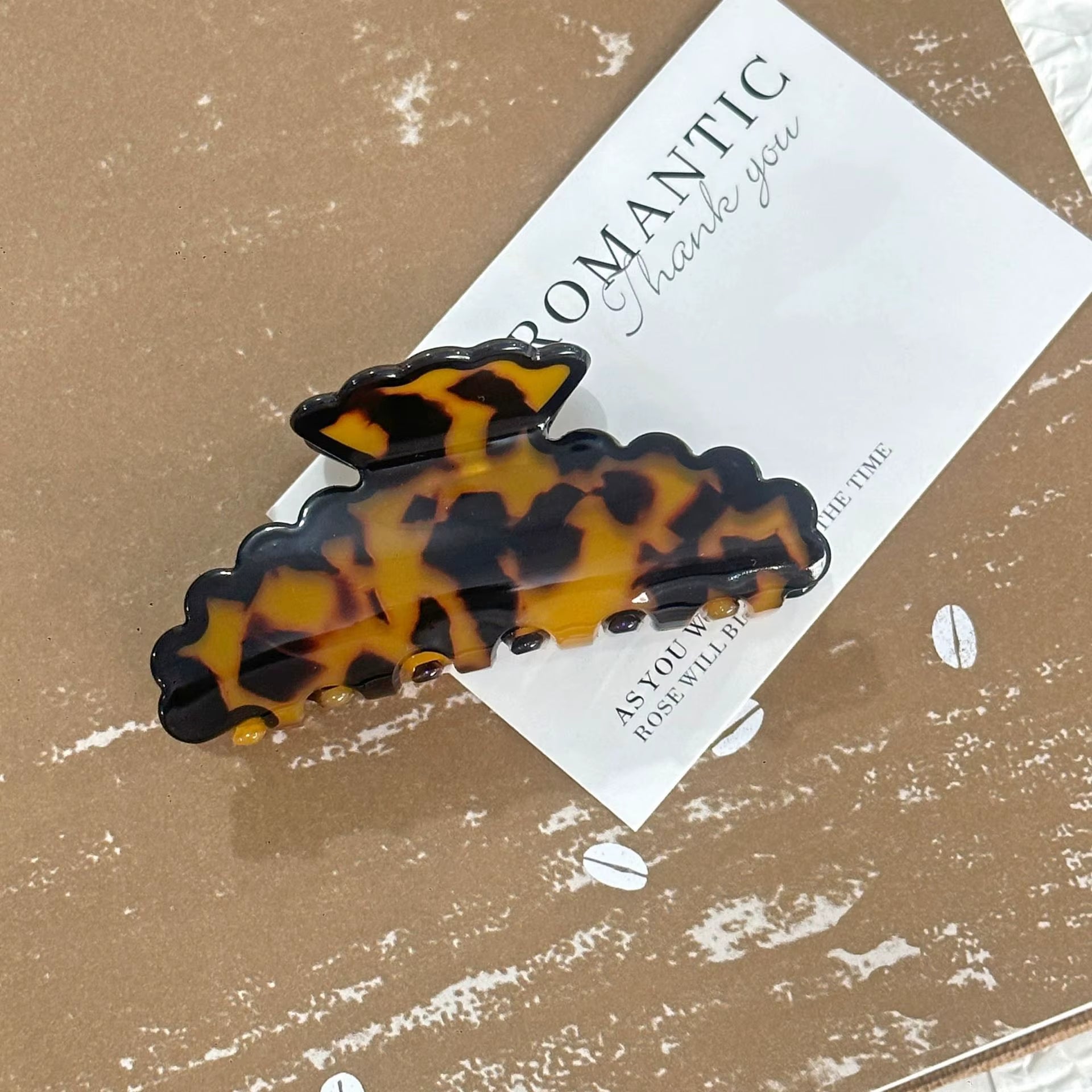 NEW Blue and White Porcelain Colour Hair Claw Wave Edge Classic Style Acrylic Hair Claw Clips Hair Accessories for Women Girls