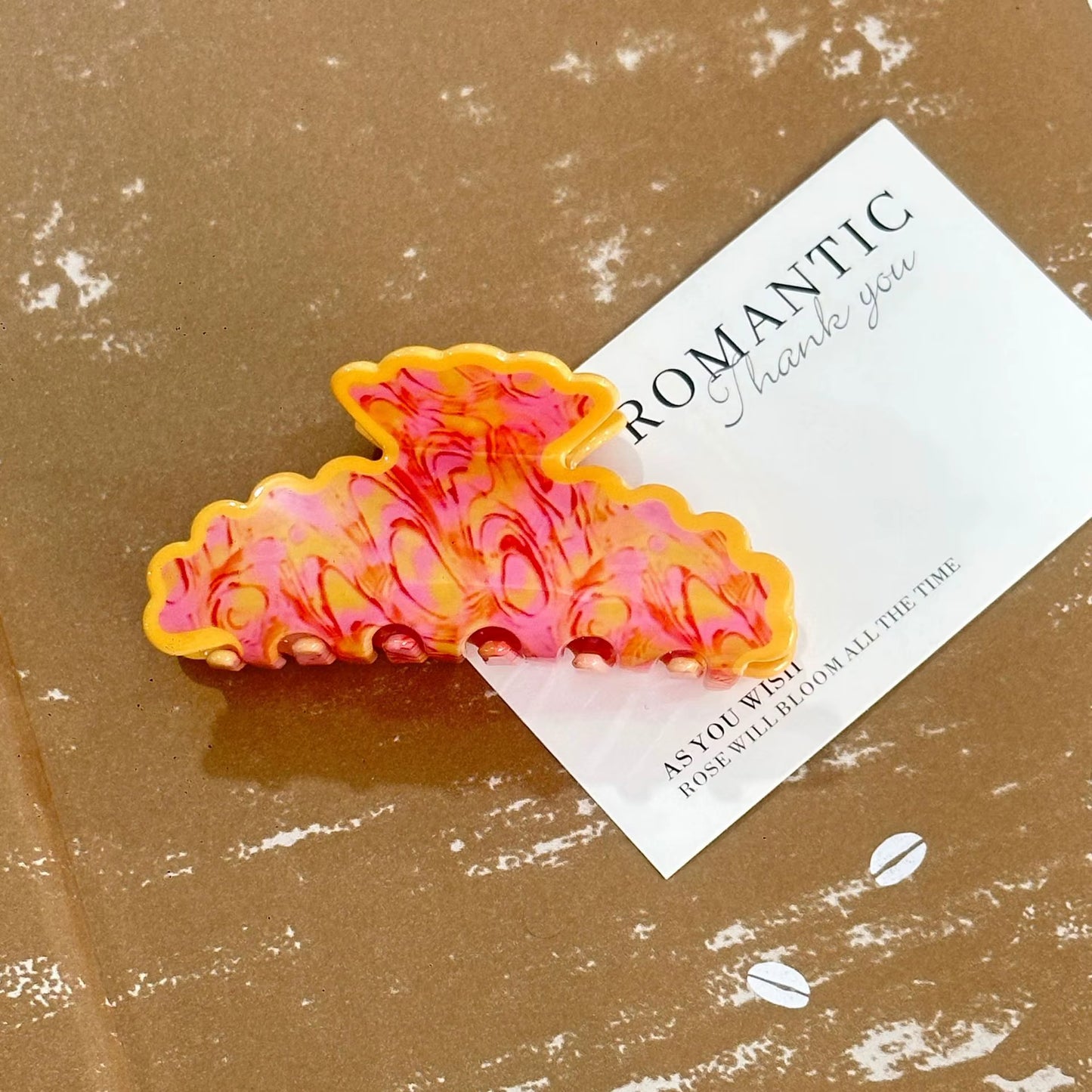 NEW Blue and White Porcelain Colour Hair Claw Wave Edge Classic Style Acrylic Hair Claw Clips Hair Accessories for Women Girls