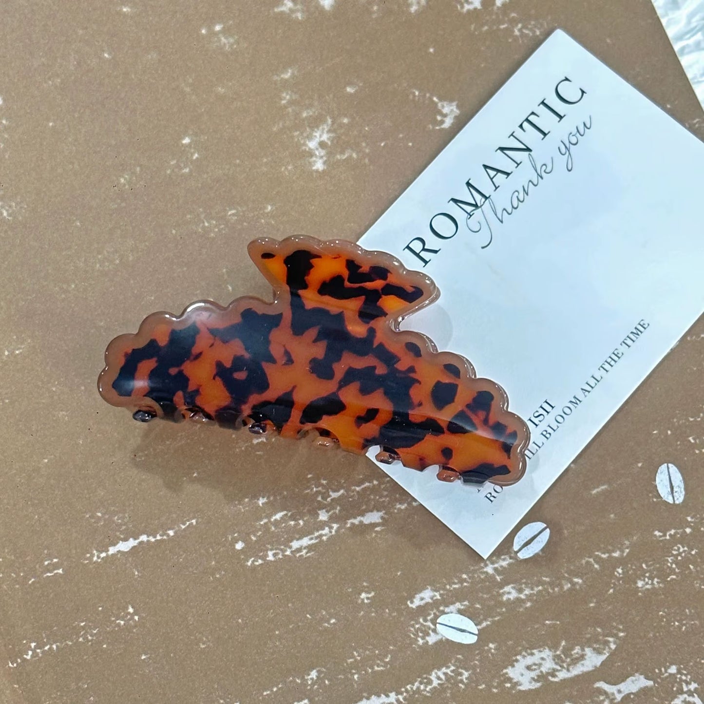 NEW Blue and White Porcelain Colour Hair Claw Wave Edge Classic Style Acrylic Hair Claw Clips Hair Accessories for Women Girls